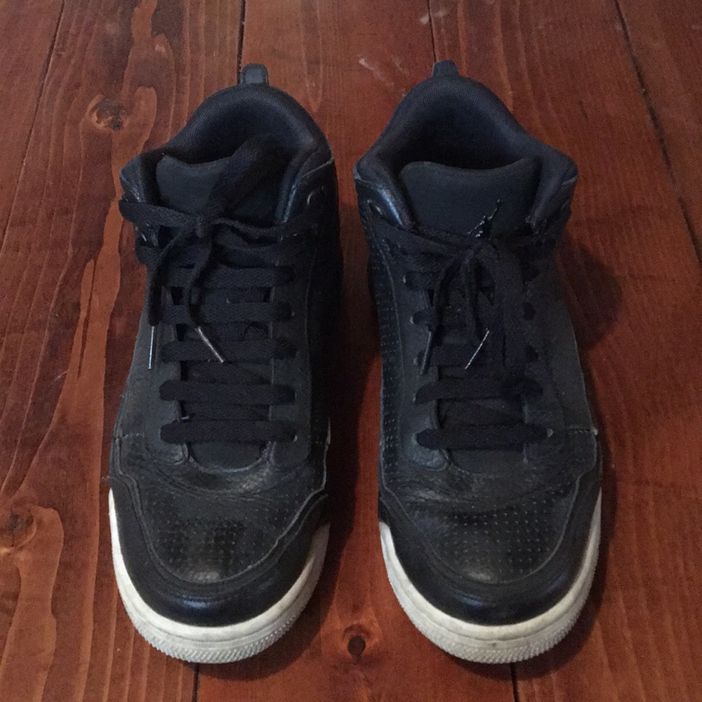 Air jordan shoes. Used.